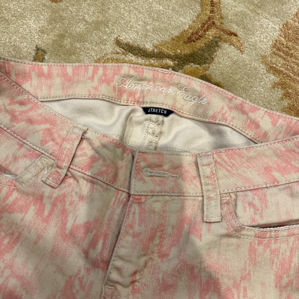 American Eagle Pink and Cream Jeans